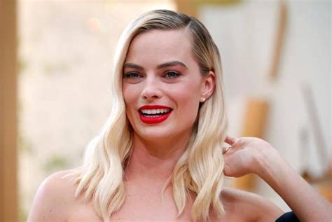 margot robbie nudo|Margot Robbie Reveals How Her Full